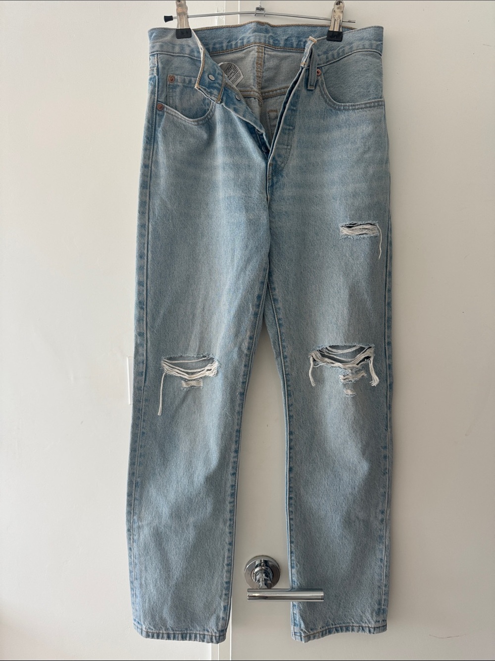 Levi's Light Blue Relaxed Fit Ripped Jeans